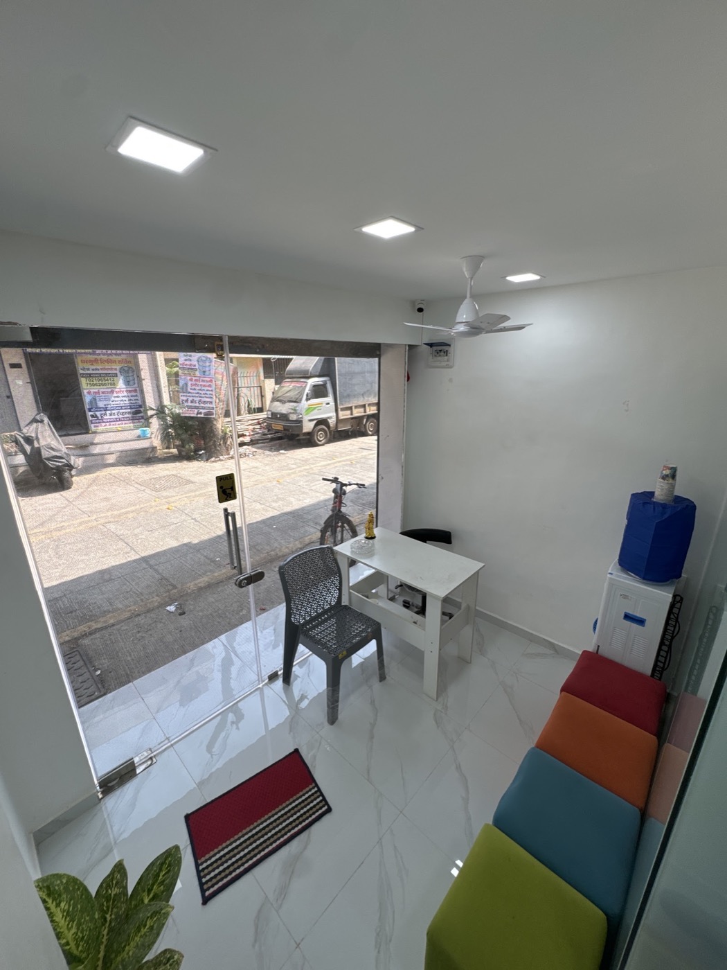 Clinic entrance and reception